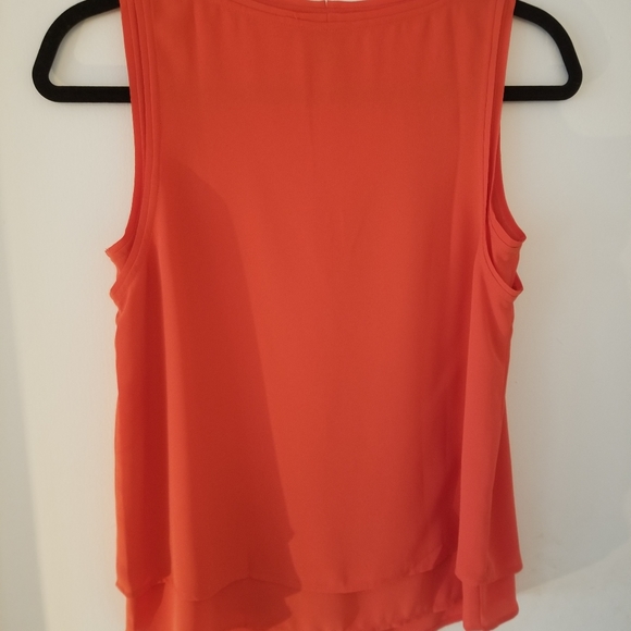 Ann Taylor sleeveless top - Picture 2 of 4